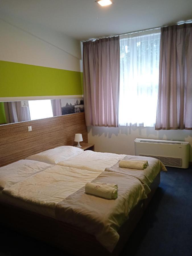 Hotelik Košice Exterior foto